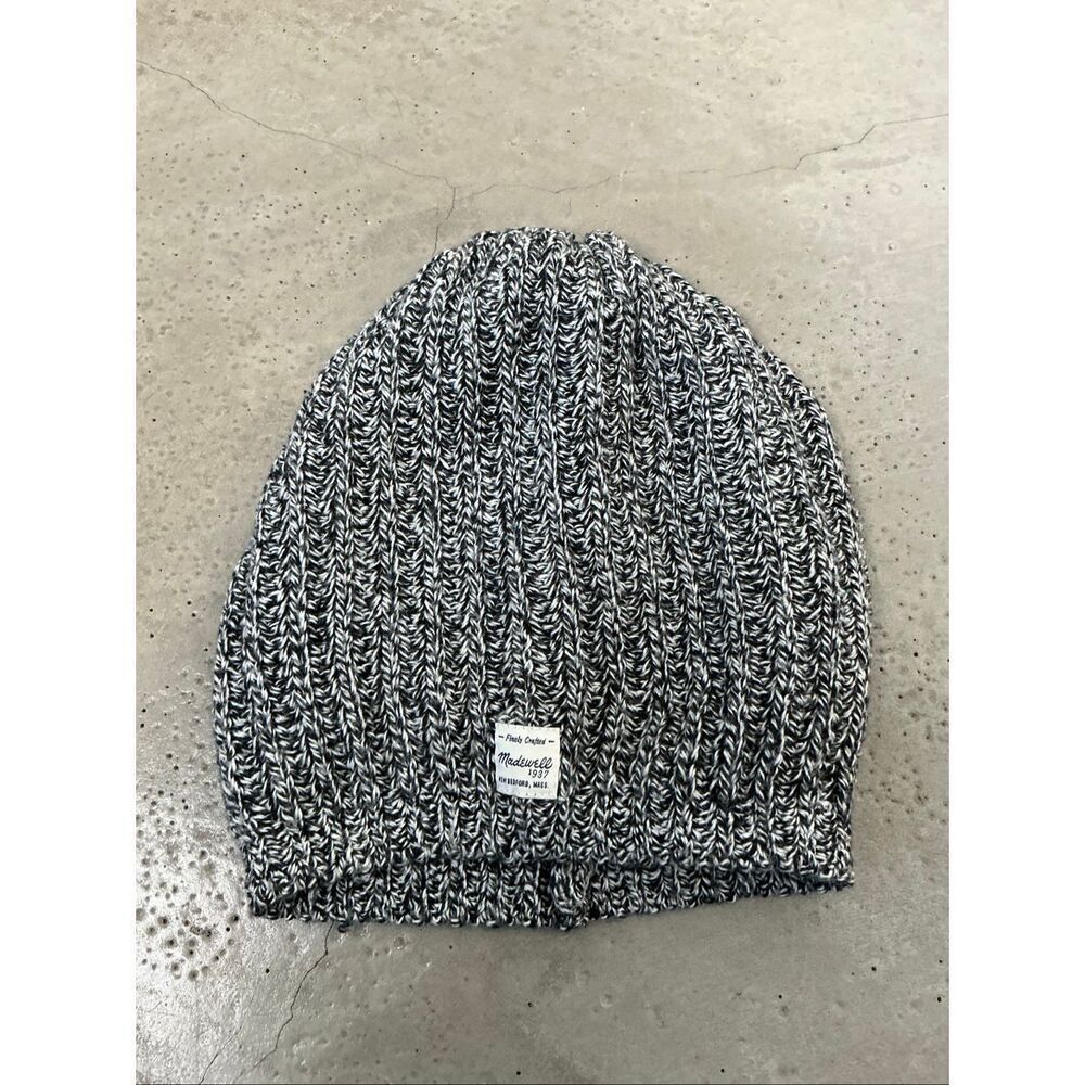 Madewell Knit Beanie | Navy and White